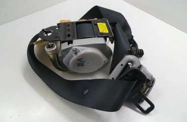 Mitsubishi Lancer CS Limo Bj.05 Sicherheitsgurt vorn rechts mit Gurtstraffer